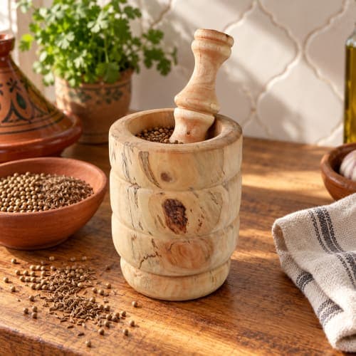 Mortier & pilon Cèdre d’Azrou – Geste culinaire traditionnel et veinage brut — vue III
