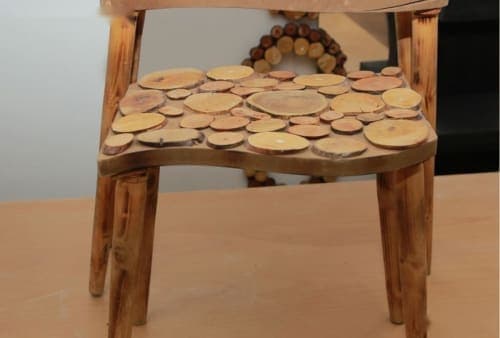Sellette Cèdre d’El Hajeb – Plateau rondelles et pied tourné — vue V