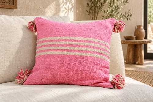 Coussin du Moyen Atlas – Rose tissé à bandes écrues — vue II