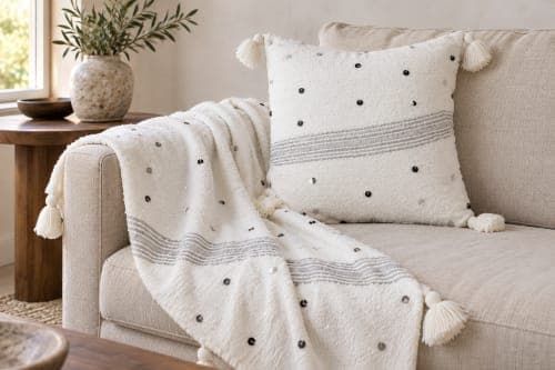 Ensemble plaid & 3 coussins du Moyen Atlas – Blanc nacré à sequins — vue V